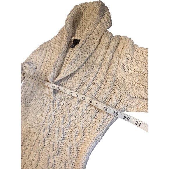 Rebecca Elliot Chunky Cable Knit Shawl Collar Sweater With Long Sleeves In Cream - Picture 8 of 10